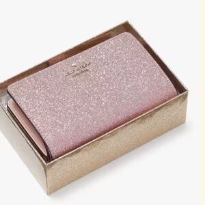 Kate Spade Glimmer Glitter Medium
Compact Bifold Wallet -Pink